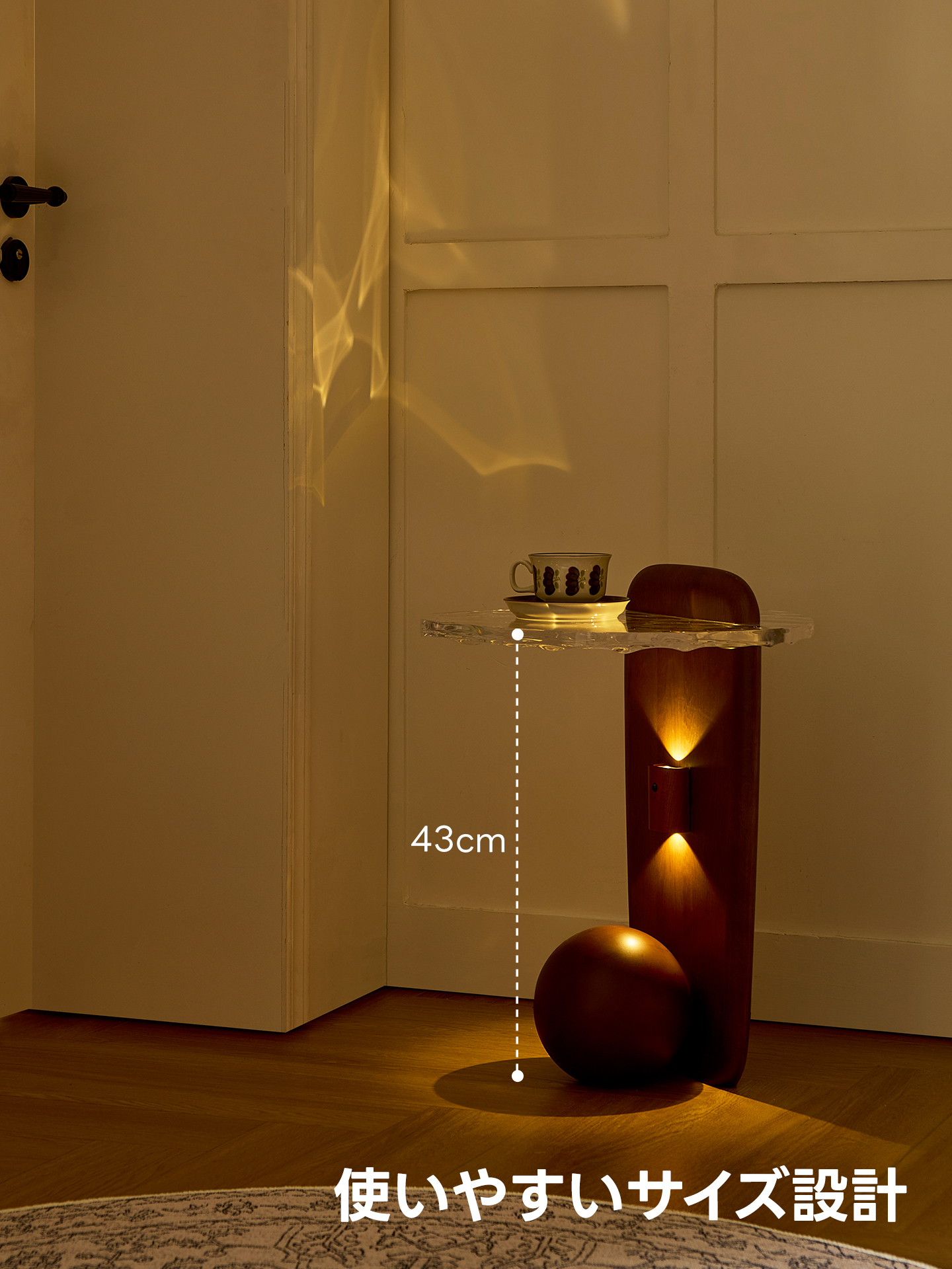 【大特価＆在庫限り】波ガラスサイドテーブル