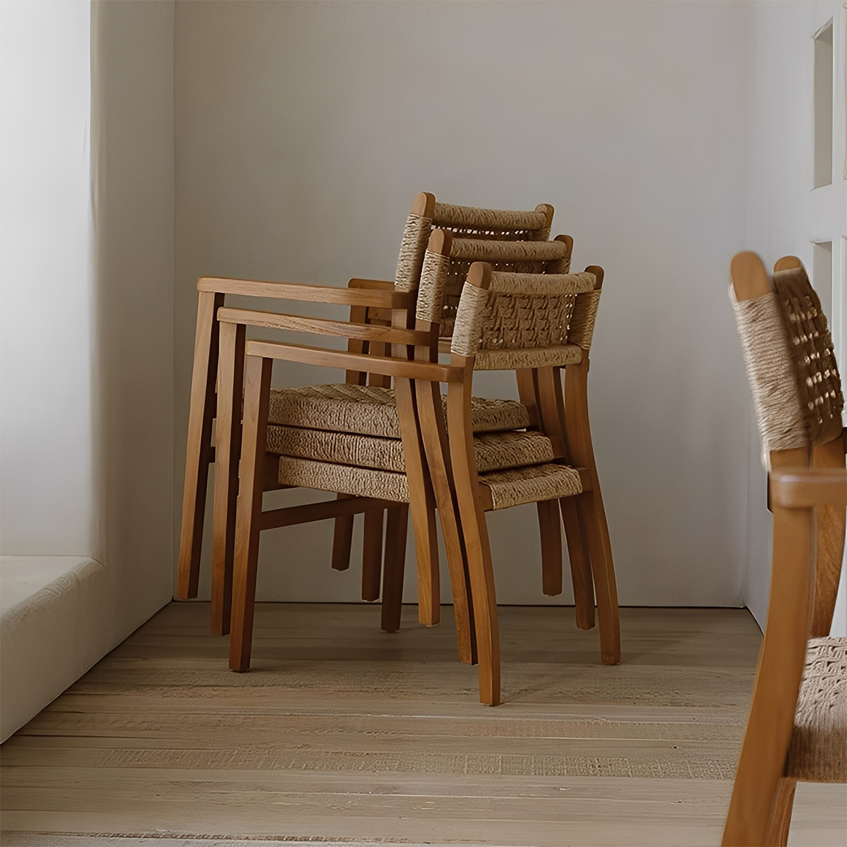 チーク材ナチュラルアームチェア