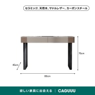 グレー