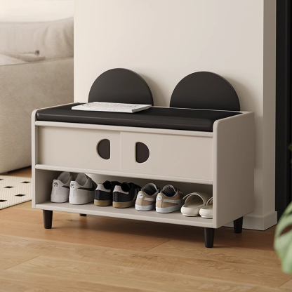 モノトーン玄関シューズラック