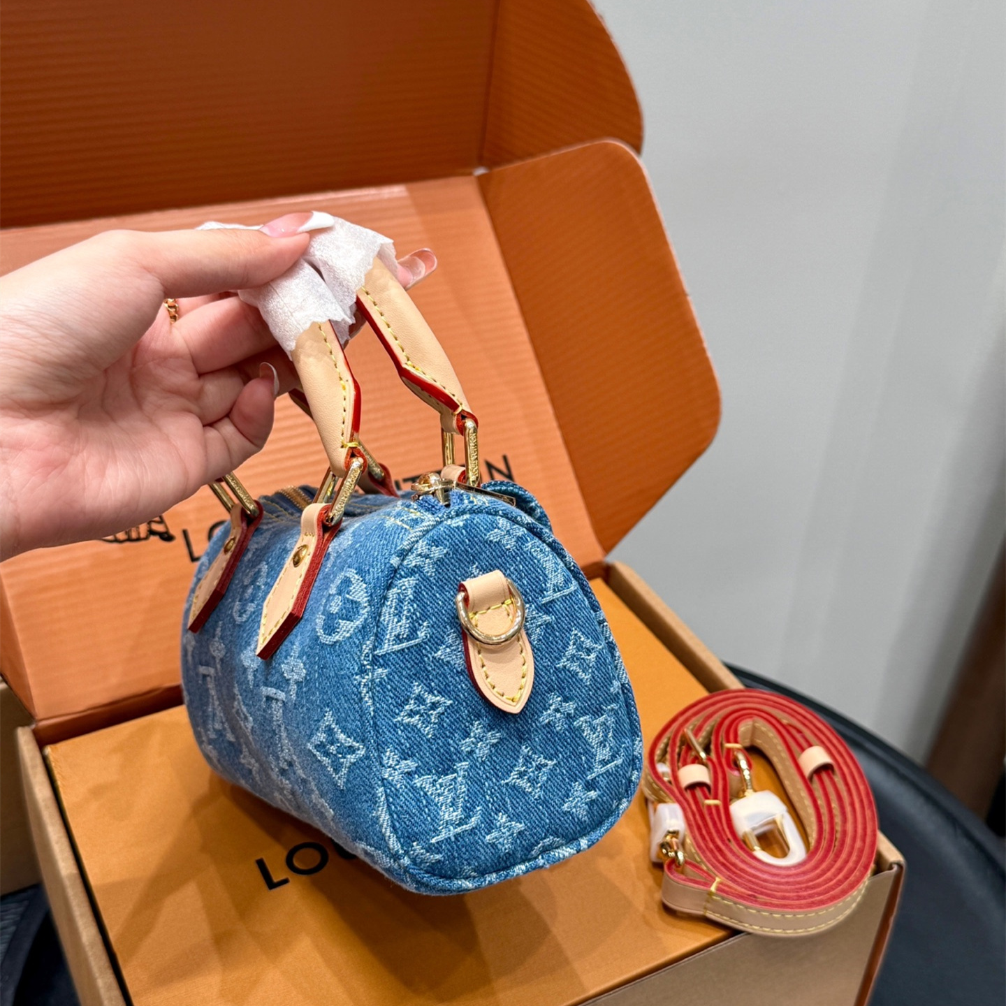 ルイ ヴィトン ( Louis Vuitton)デニム 小さめ 手提げ バッグ 16x10cm