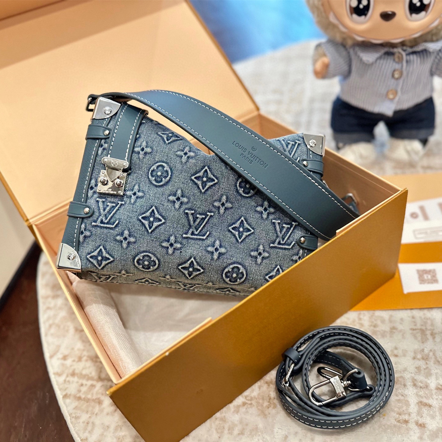 ルイ ヴィトン ( Louis Vuitton)デニム 肩掛け バッグ 24cm