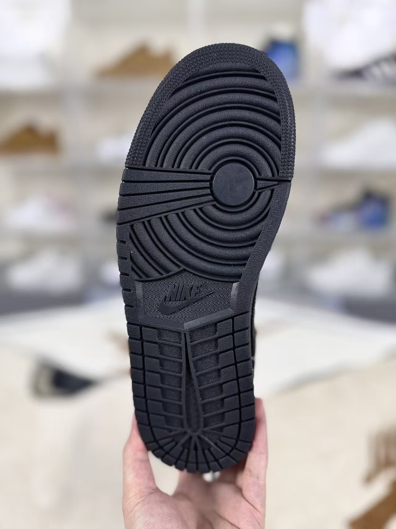 Travis Scott x Jordan 1 Retro Low OG SP  Black Phantom