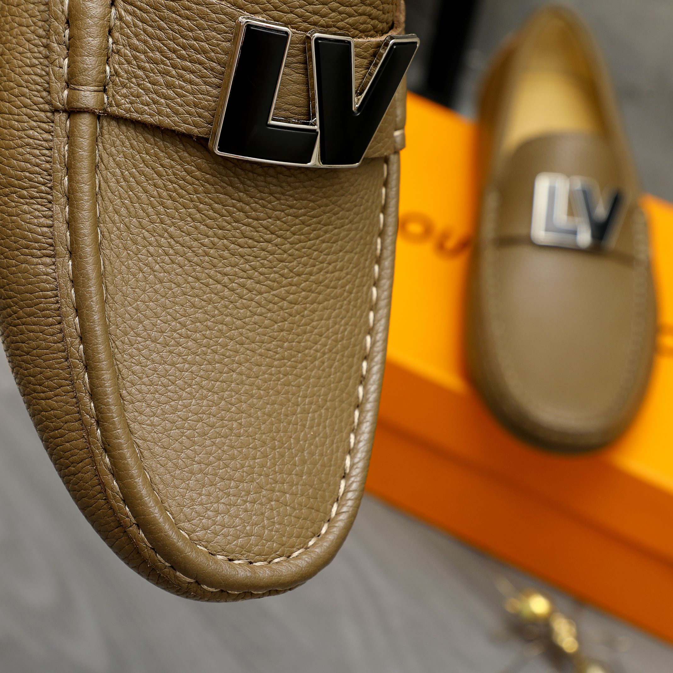 ルイ ヴィトン ( Louis Vuitton) おしゃれ 革靴  ブラウン メンズ