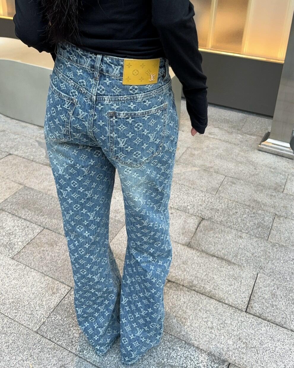 【2026SSのエレガンス】の新作 Louis Vuitton(ルイ・ヴィトン) ジーンズ