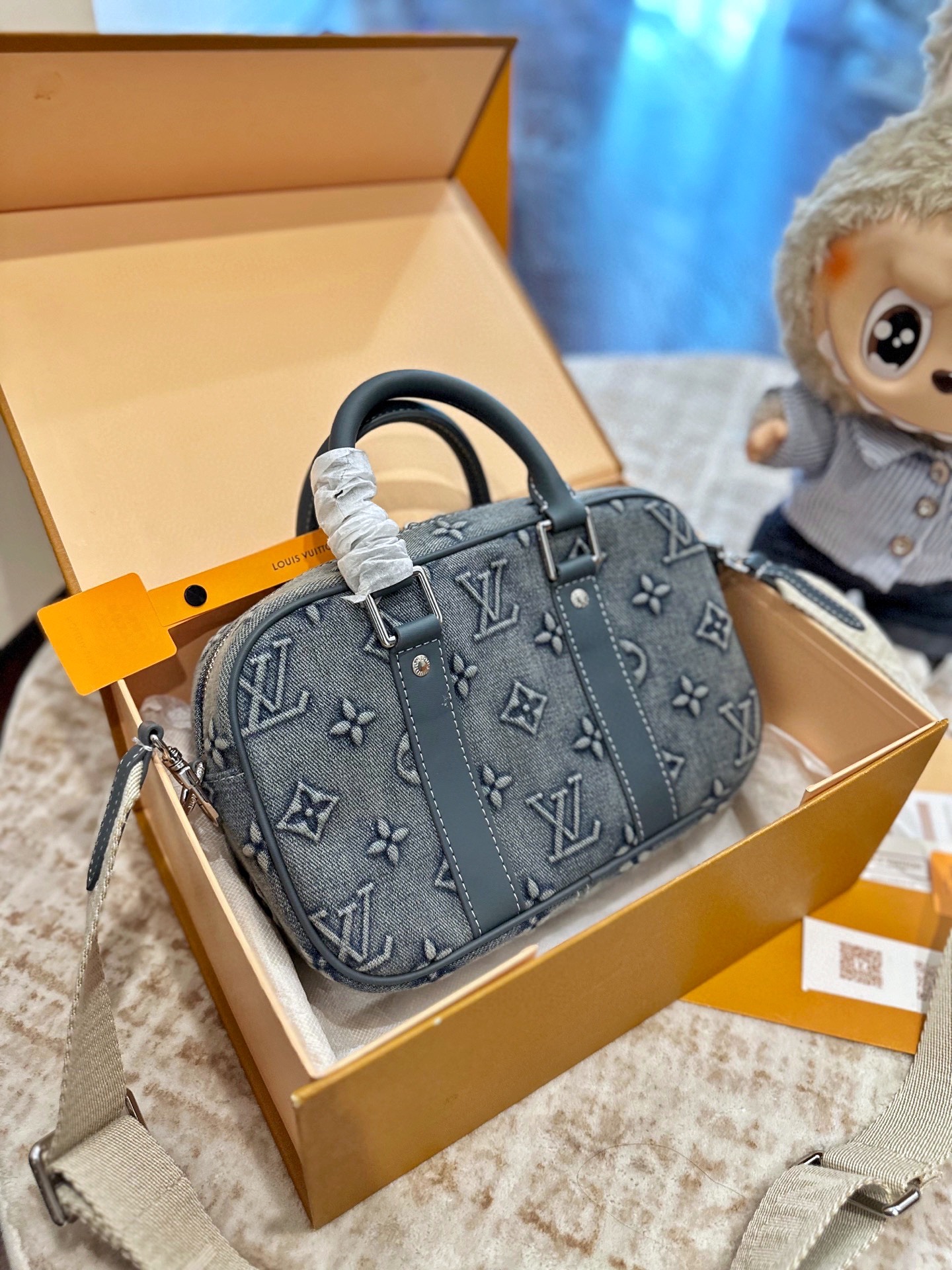 ルイ ヴィトン ( Louis Vuitton)デニム ショルダーバッグ 24cm