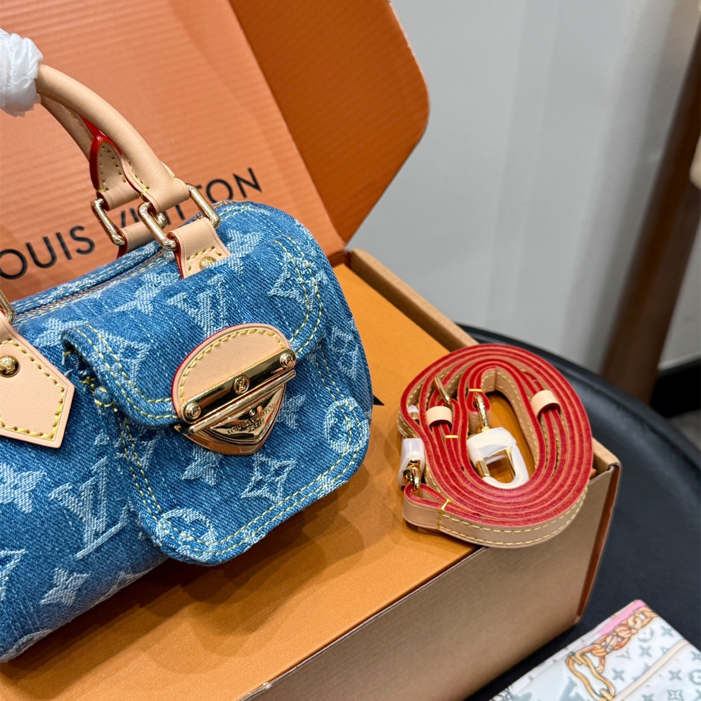 ルイ ヴィトン ( Louis Vuitton)デニム 小さめ 手提げ バッグ 16x10cm