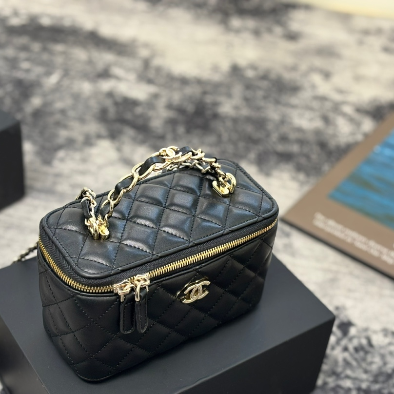 シャネル(Chanel)  バニティ バッグ  17x11mm