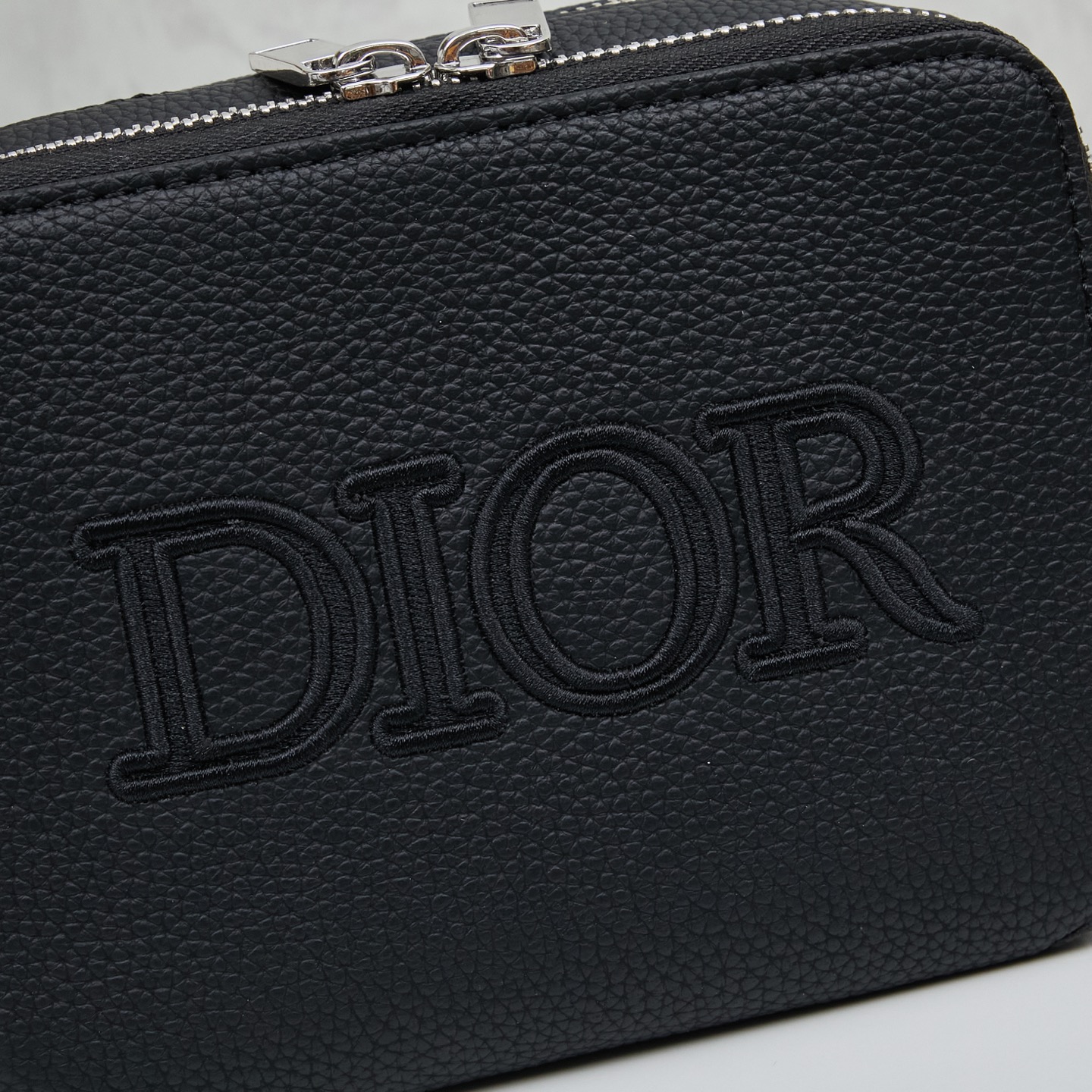 ディオール(Dior) 斜 めがけ バッグ 18x13x7cm