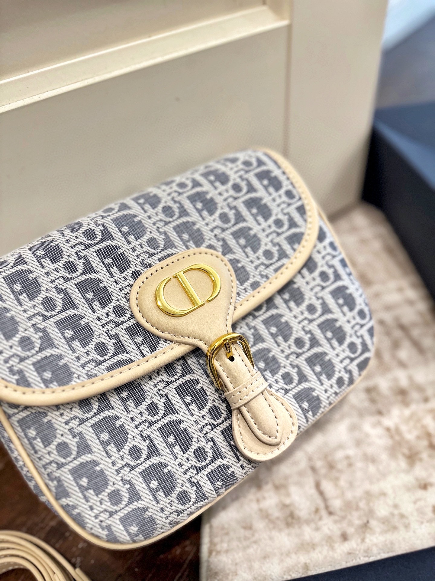 ディオール(Dior)  CD 新作 バッグ 21cm
