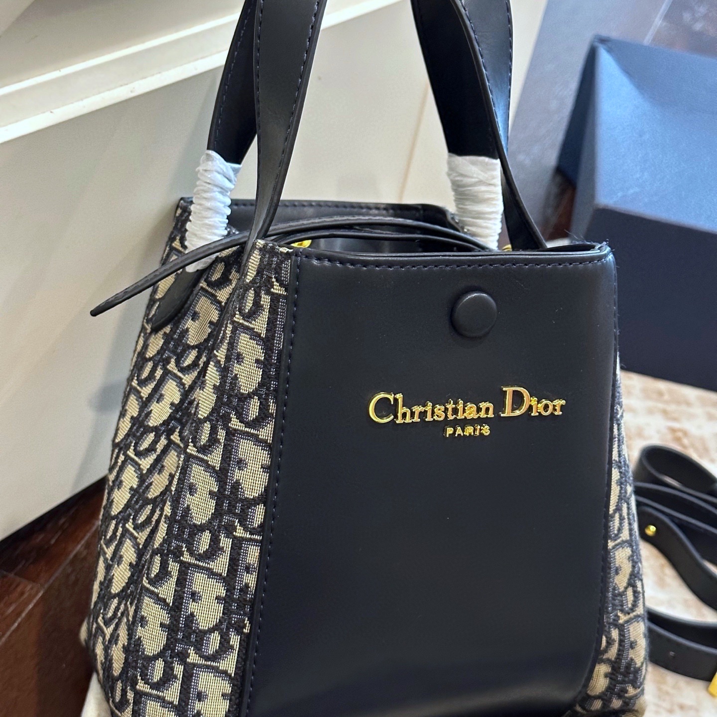 ディオール(Dior)  CD 新作 バッグ 21x11x20cm