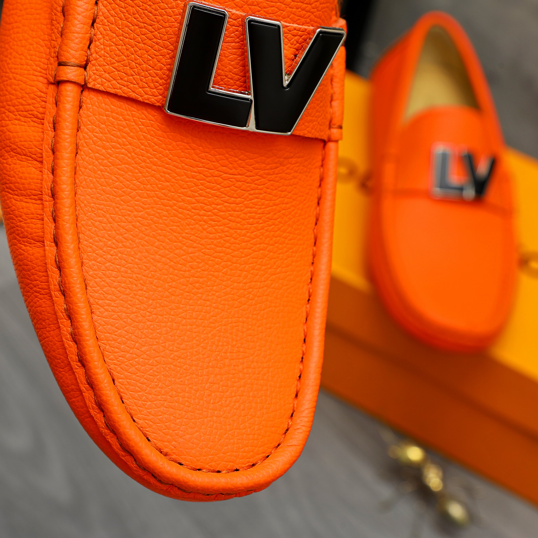ルイ ヴィトン ( Louis Vuitton) おしゃれ 革靴  ピンク メンズ