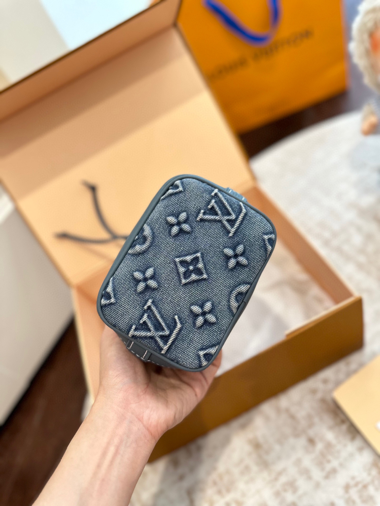 ルイ ヴィトン ( Louis Vuitton)デニム バケツ 型 バッグ 小さめ 13x16x10cm