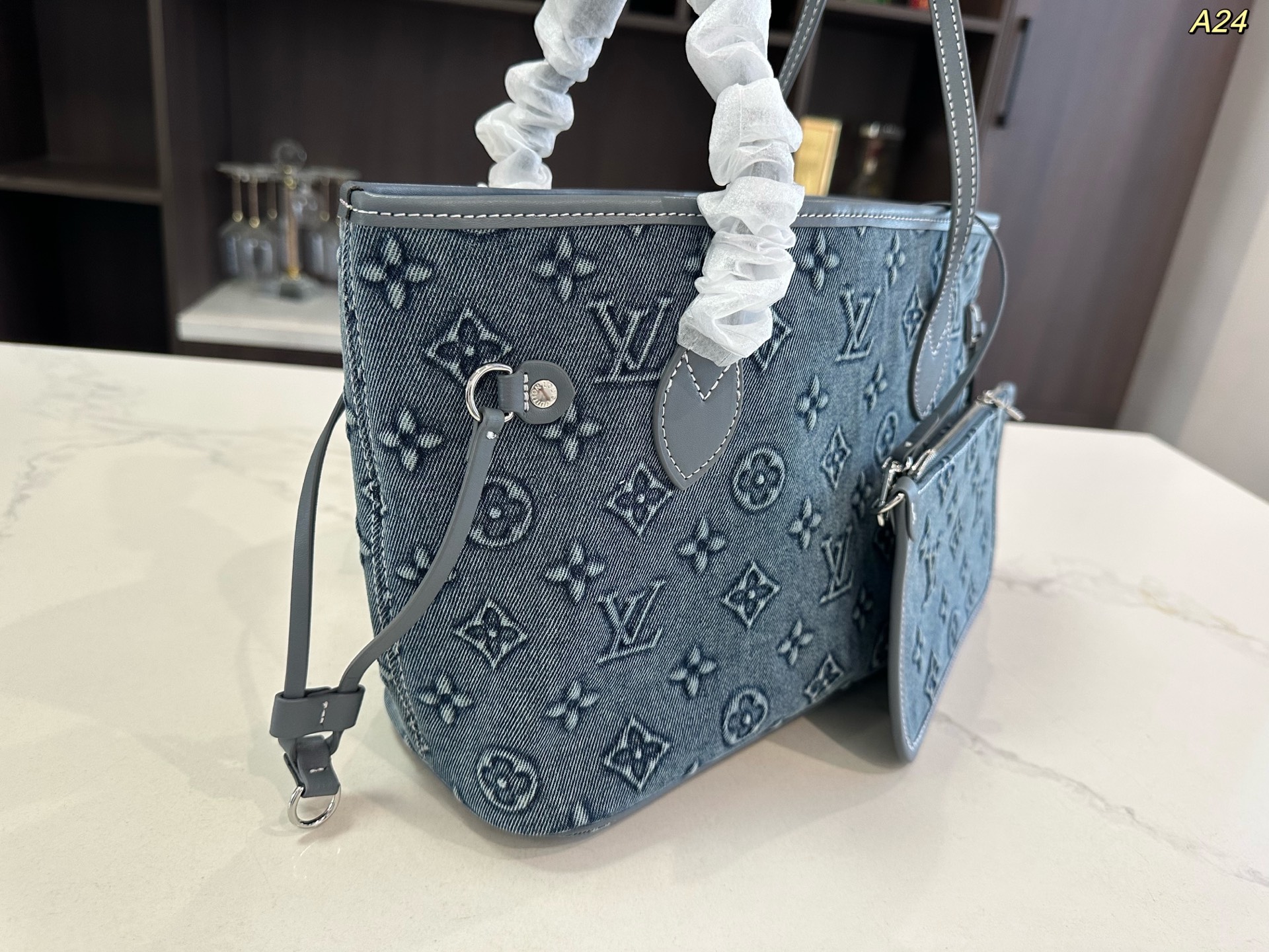 ルイ ヴィトン ( Louis Vuitton)デニム 手提げ バッグ 29x14cm