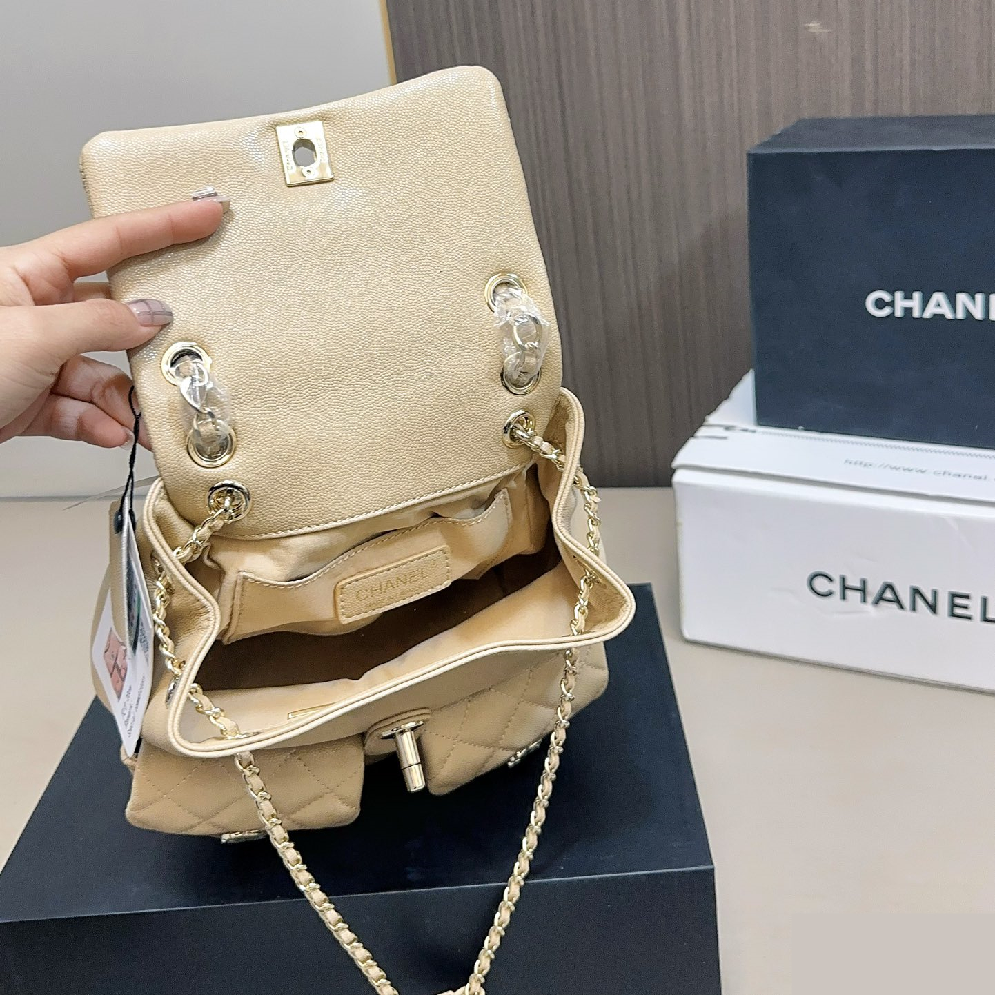 シャネル(Chanel)  リュック バッグ  20x20cm