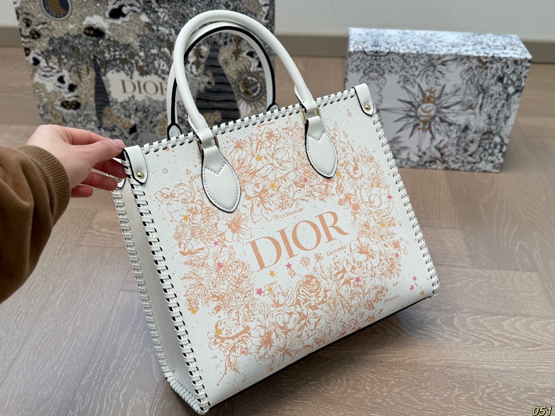 ディオール(Dior)  バッグ  32X28cm