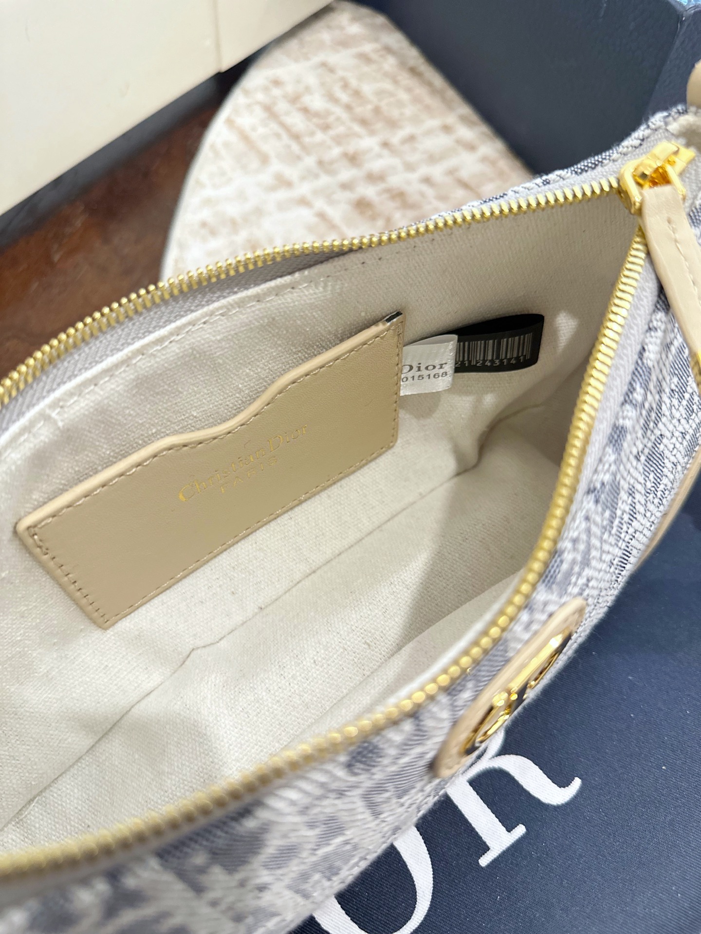 ディオール(Dior)  CD 新作 バッグ 25x13cm