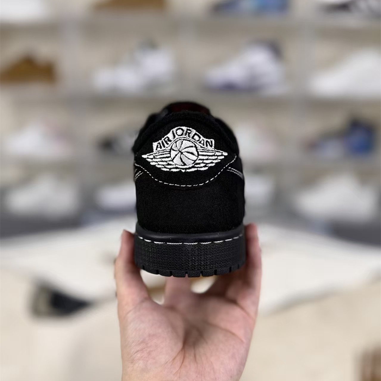 Travis Scott x Jordan 1 Retro Low OG SP  Black Phantom