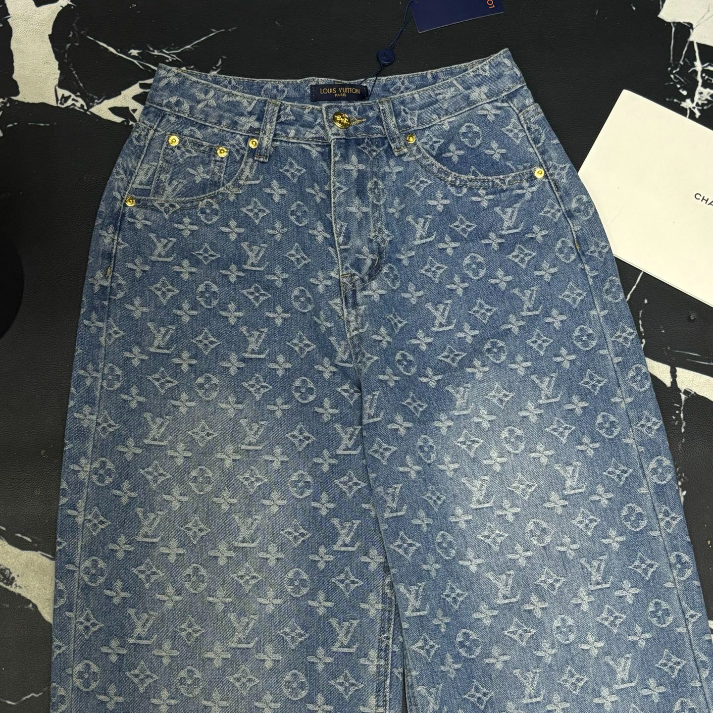 【2026SSのエレガンス】の新作 Louis Vuitton(ルイ・ヴィトン) ジーンズ