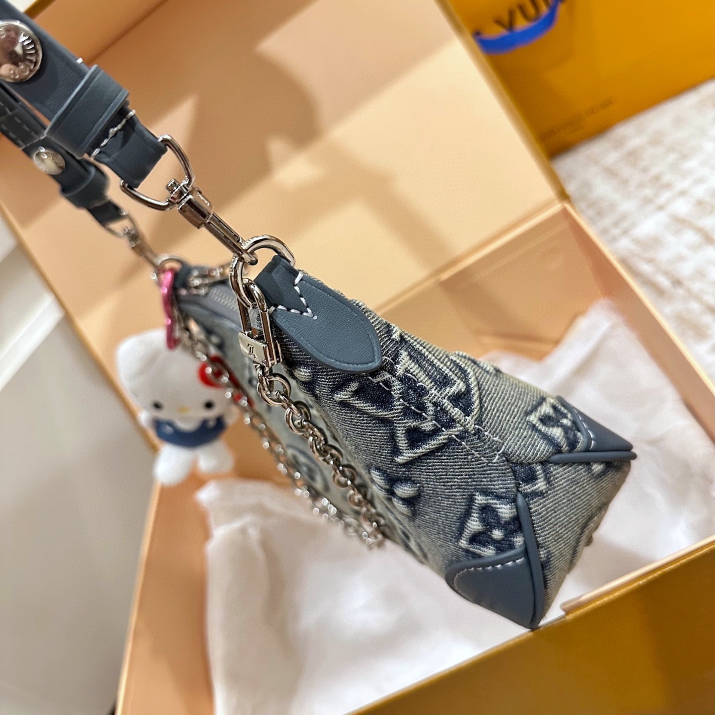 ルイ ヴィトン ( Louis Vuitton)デニム ショルダーバッグ 21cm