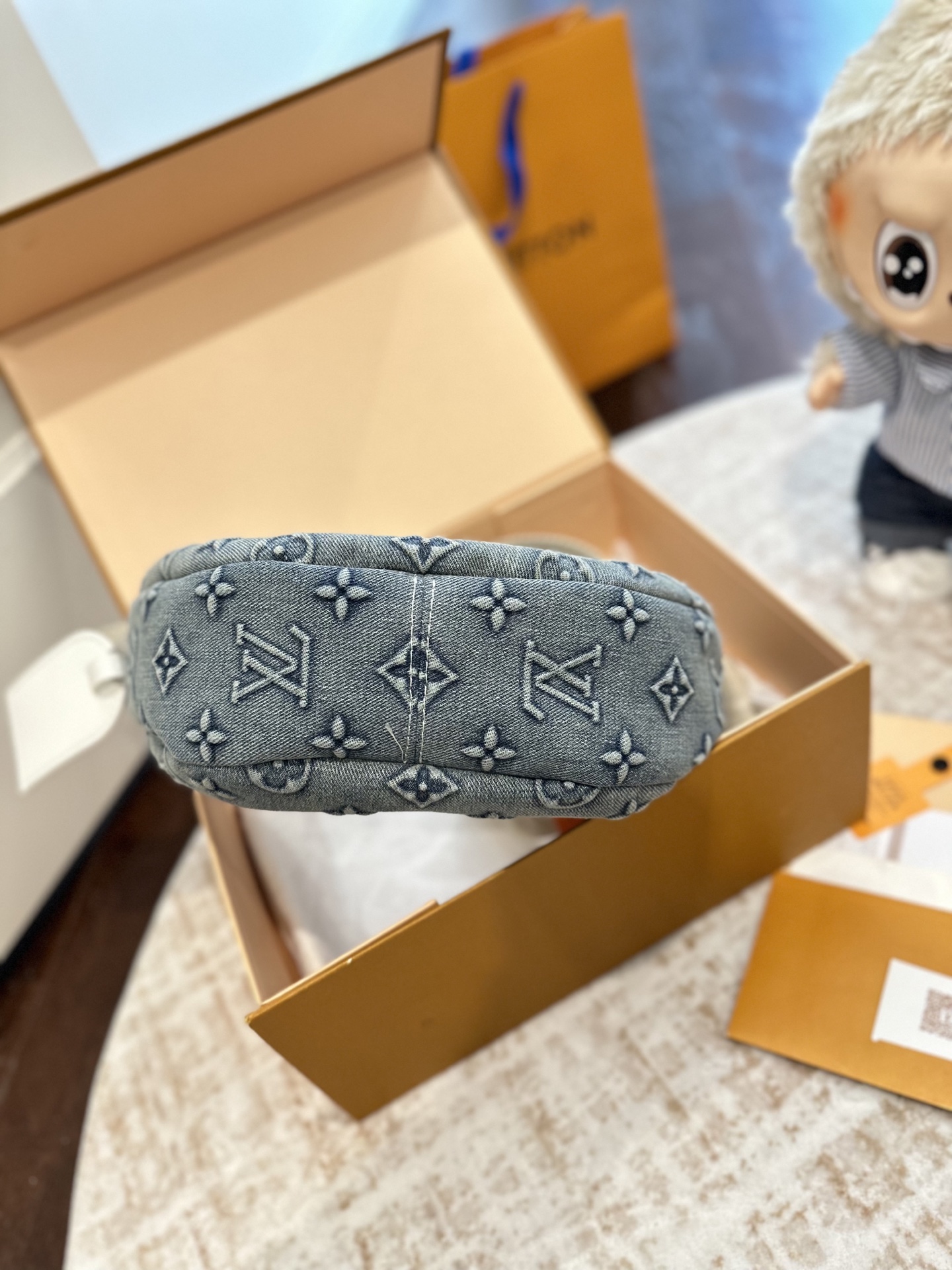 ルイ ヴィトン ( Louis Vuitton)デニム ショルダーバッグ 30cm