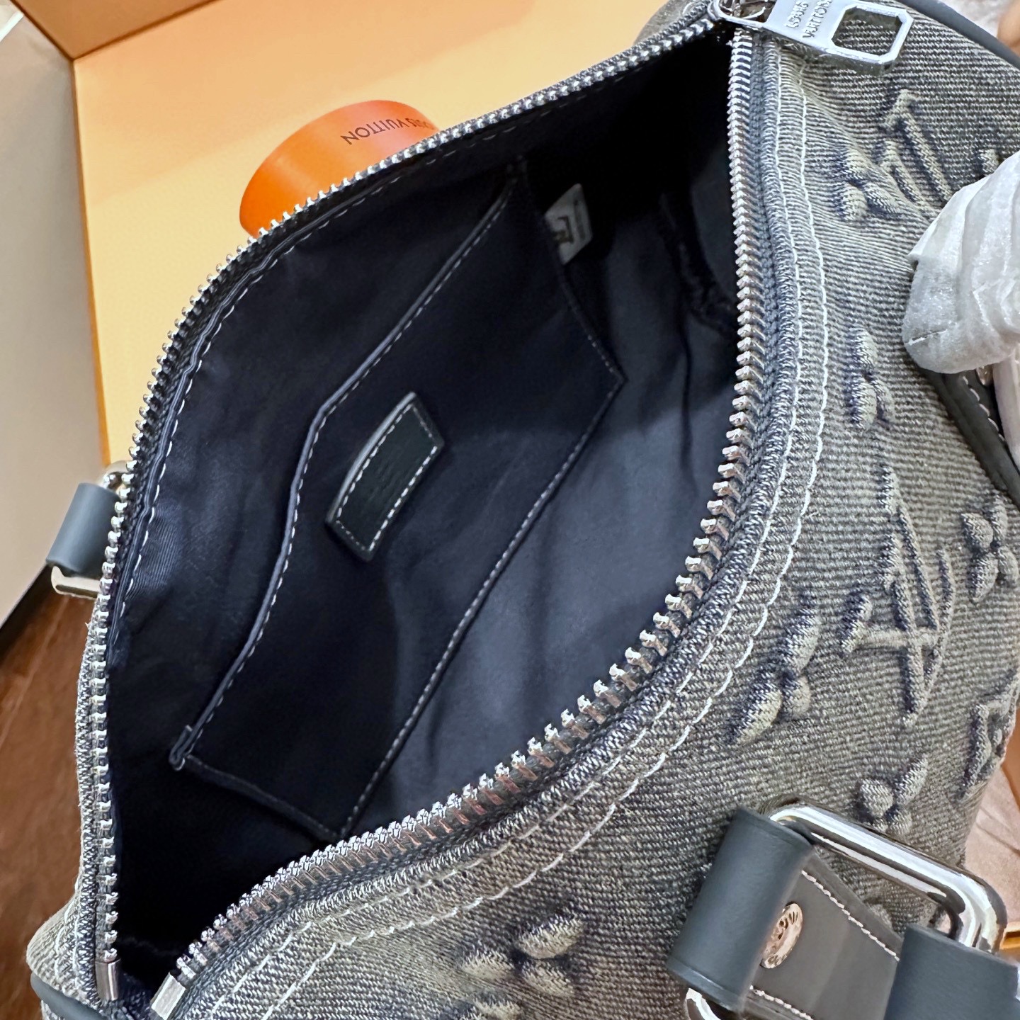 ルイ ヴィトン ( Louis Vuitton)デニム 手提げ バッグ 25cm