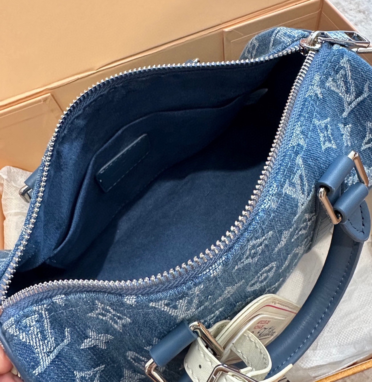 ルイ ヴィトン ( Louis Vuitton)デニム 斜 めがけ バッグ 25x12cm