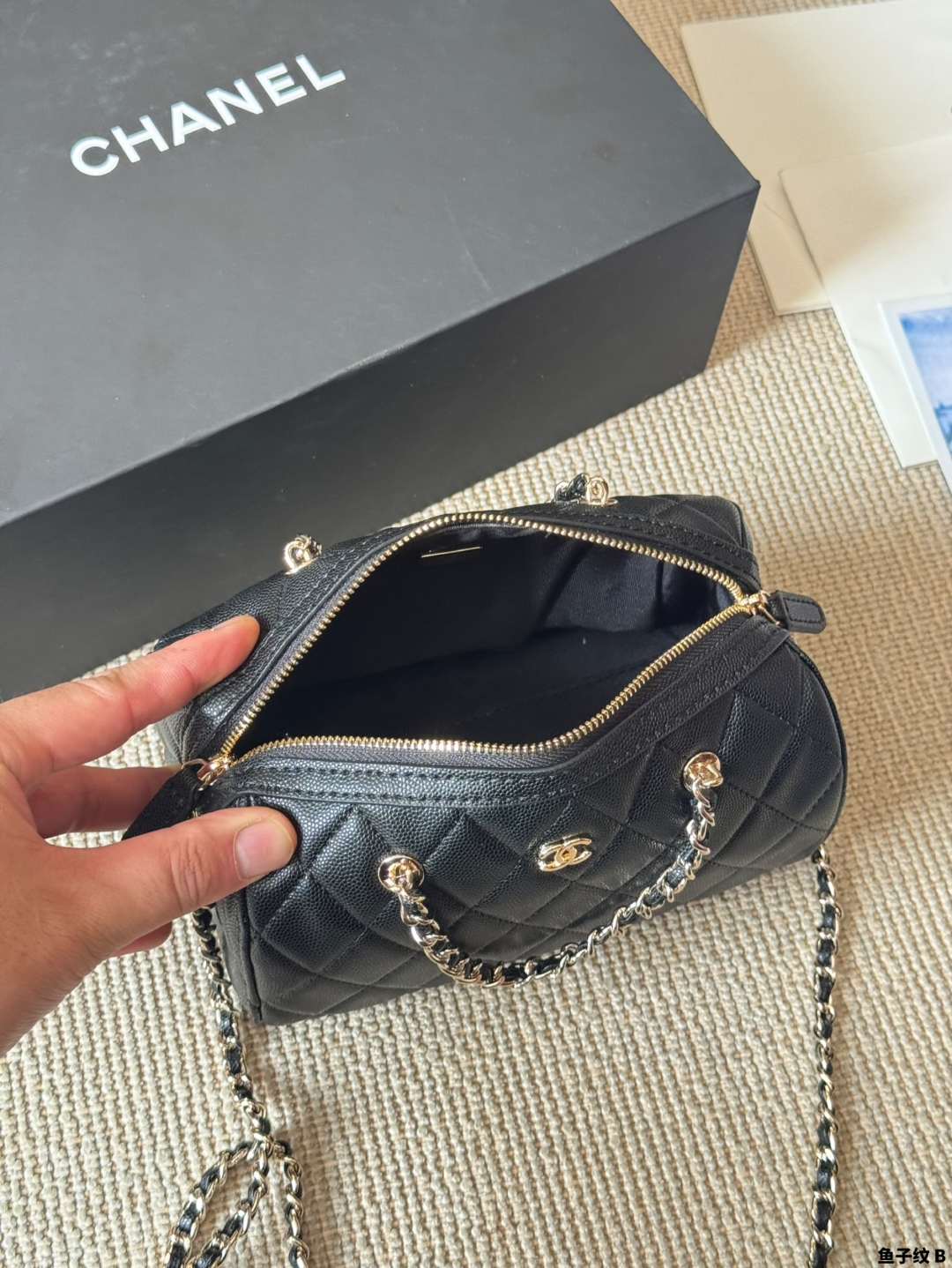 シャネル(Chanel)  新作 25P バッグ  19x12cm