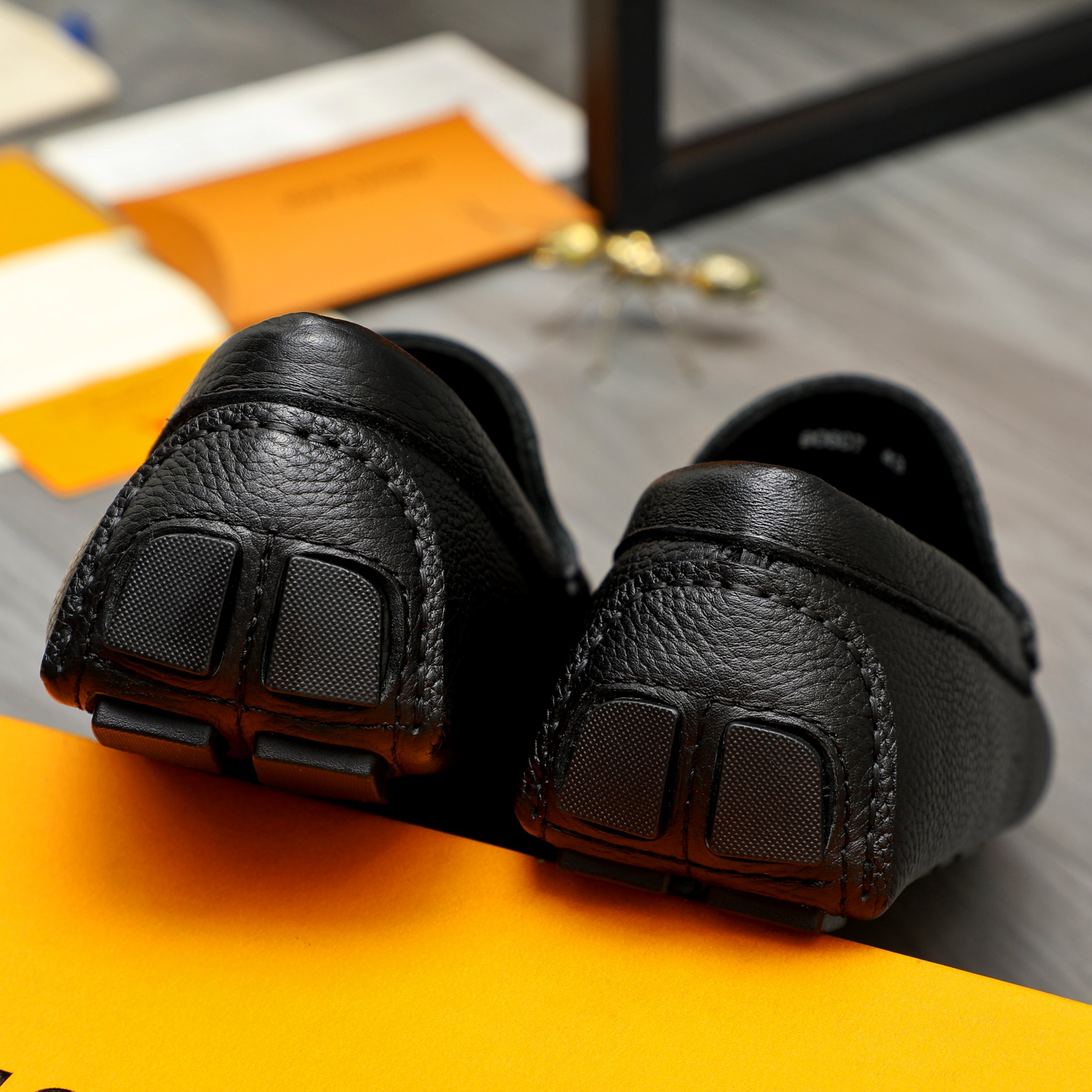 ルイ ヴィトン ( Louis Vuitton)