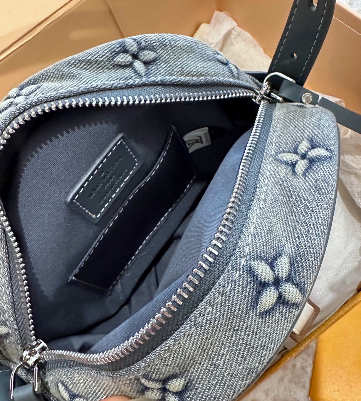 ルイ ヴィトン ( Louis Vuitton)デニム ショルダーバッグ 17cm