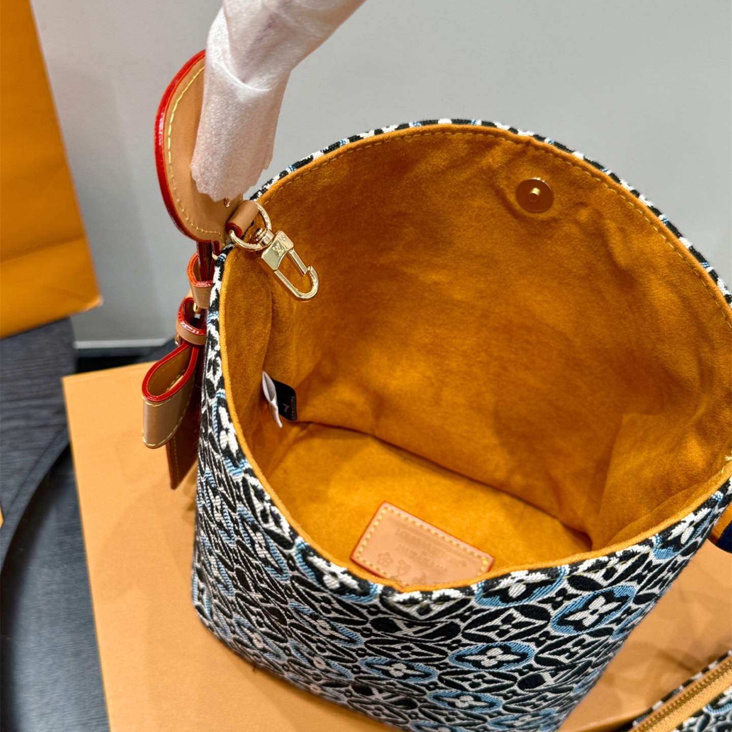 ルイ ヴィトン ( Louis Vuitton)デニム 手提げ バッグ 17x18cm