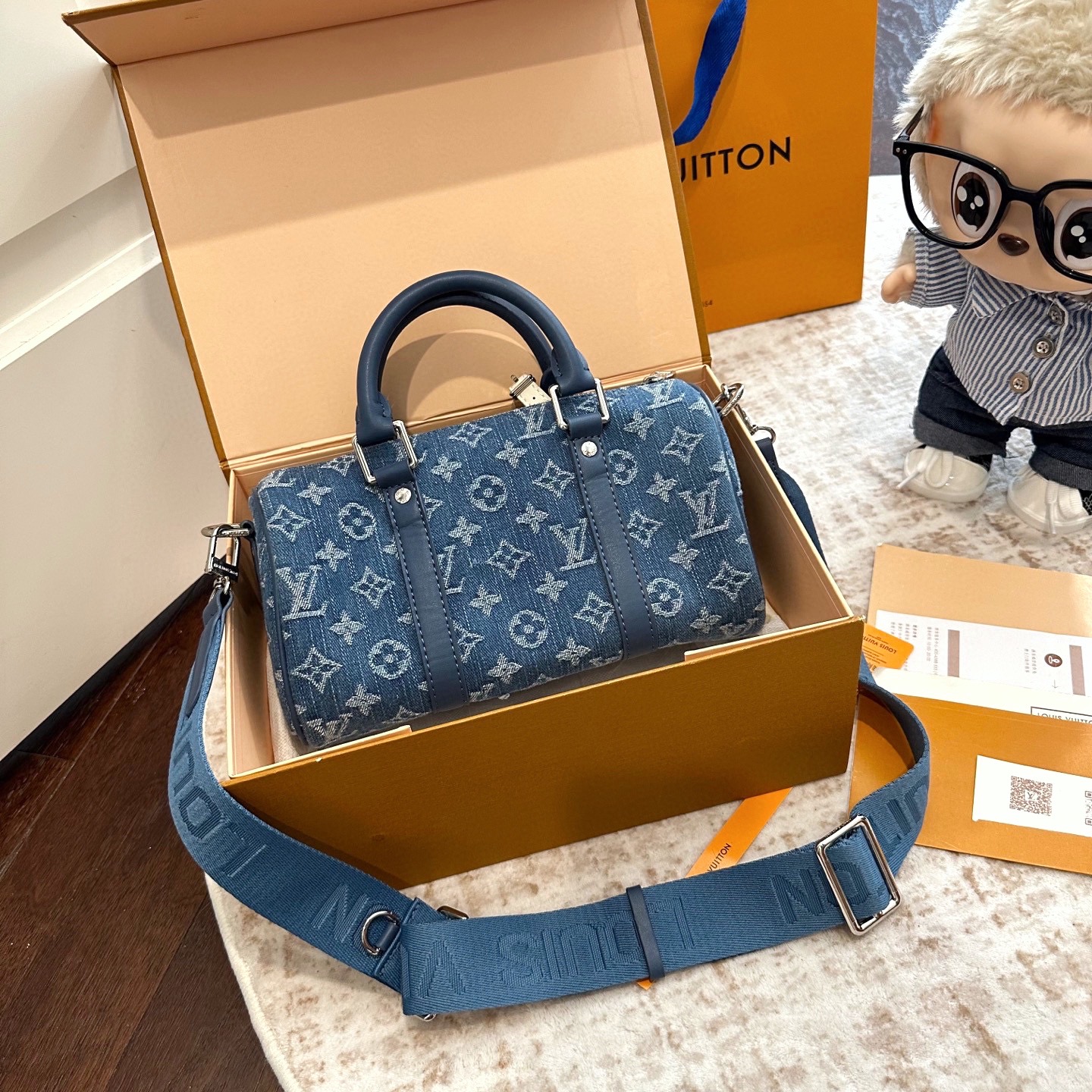 ルイ ヴィトン ( Louis Vuitton)デニム 斜 めがけ バッグ 25x12cm
