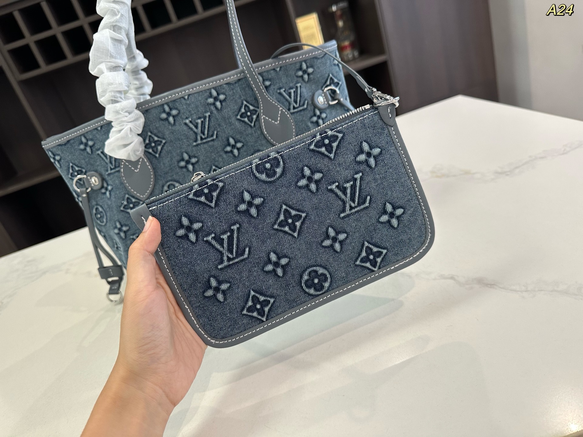 ルイ ヴィトン ( Louis Vuitton)デニム 手提げ バッグ 29x14cm