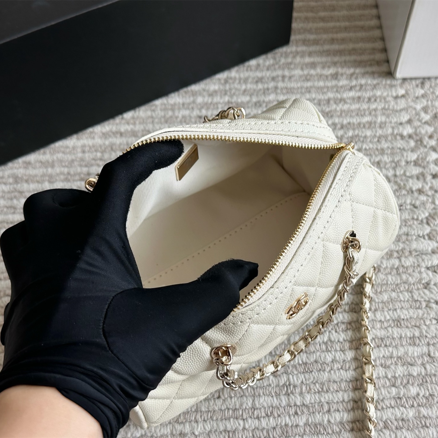 シャネル(Chanel) 25P ミニ バッグ  11x18.5x11mm