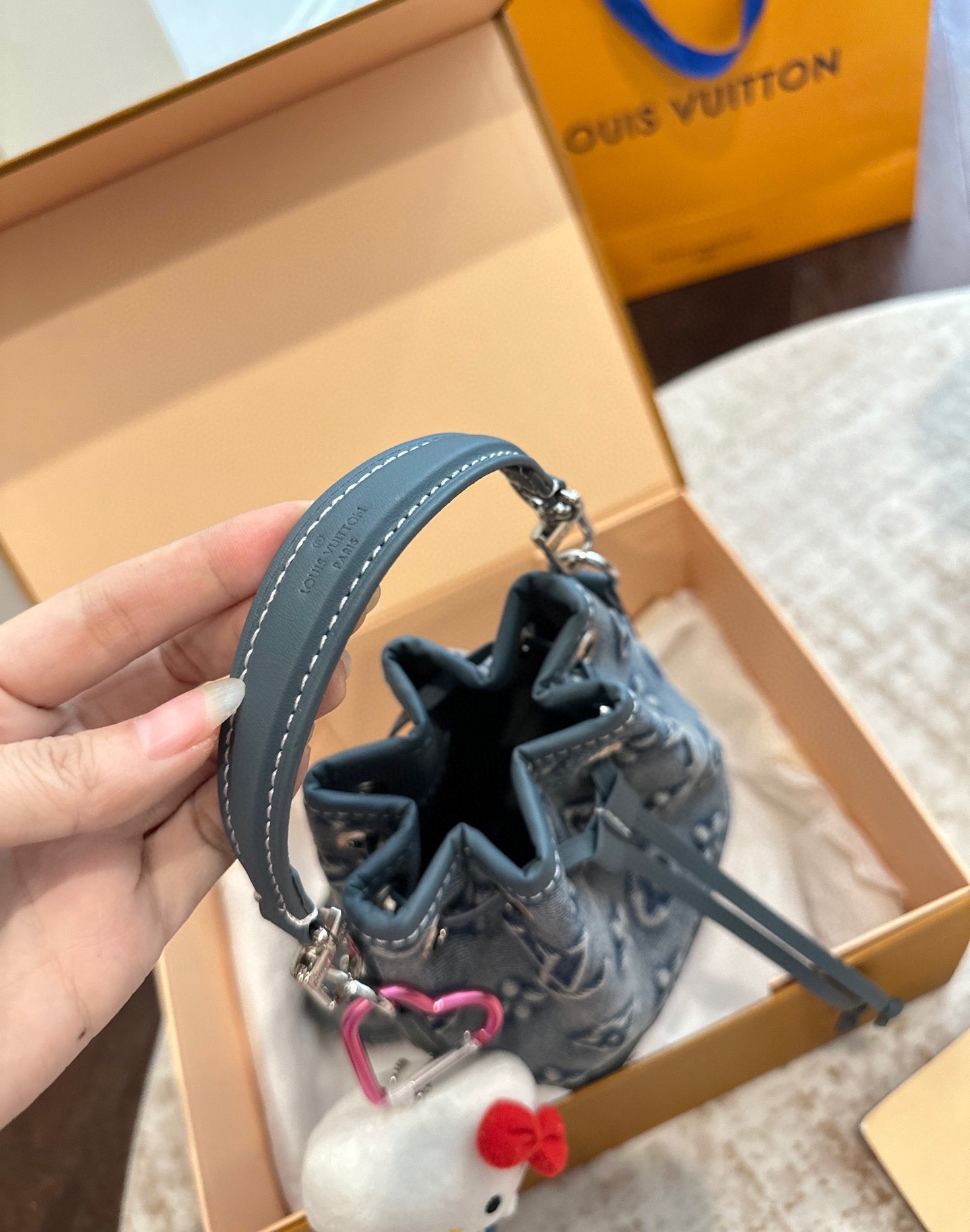 ルイ ヴィトン ( Louis Vuitton)デニム バケツ 型 バッグ 小さめ 13x16x10cm