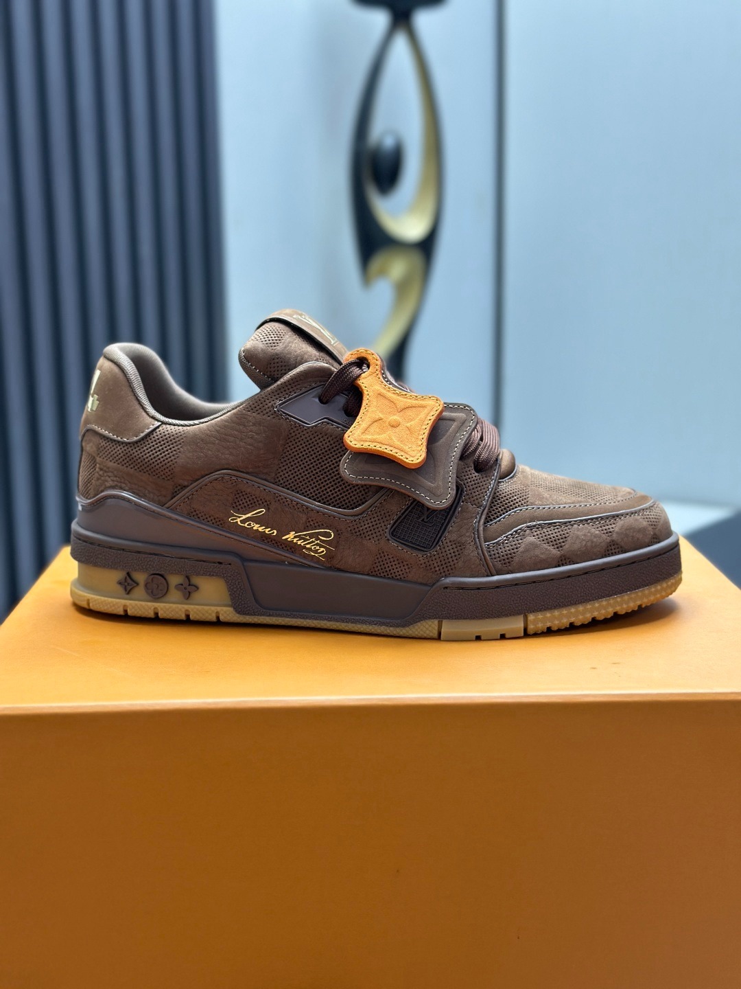 2026SS LV Trainer スニーカー ブラウン ユニセックス 