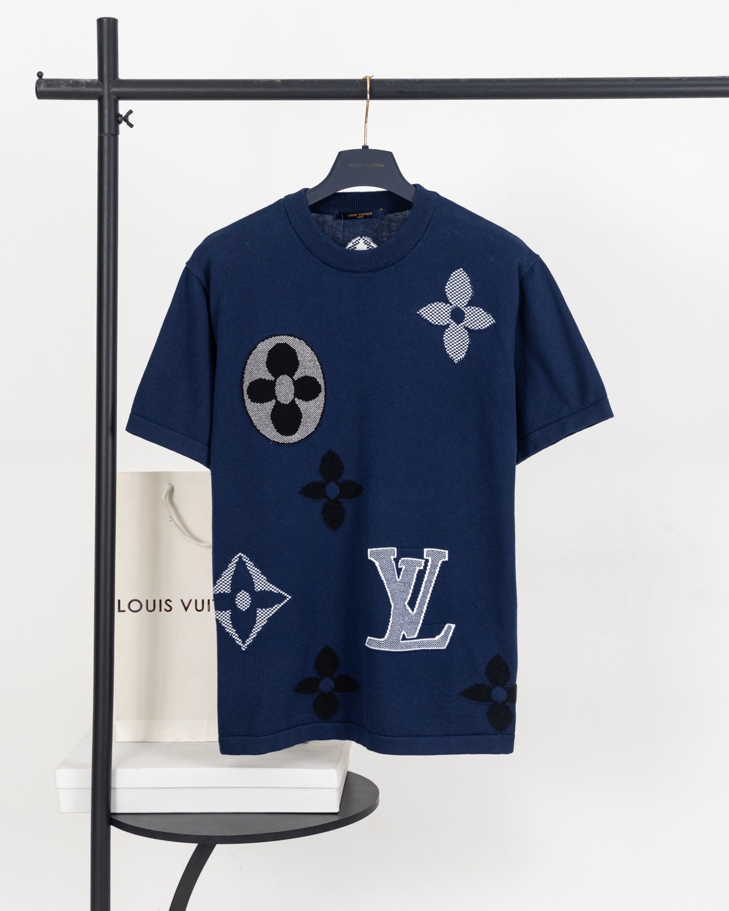 ニットのショートTシャツ