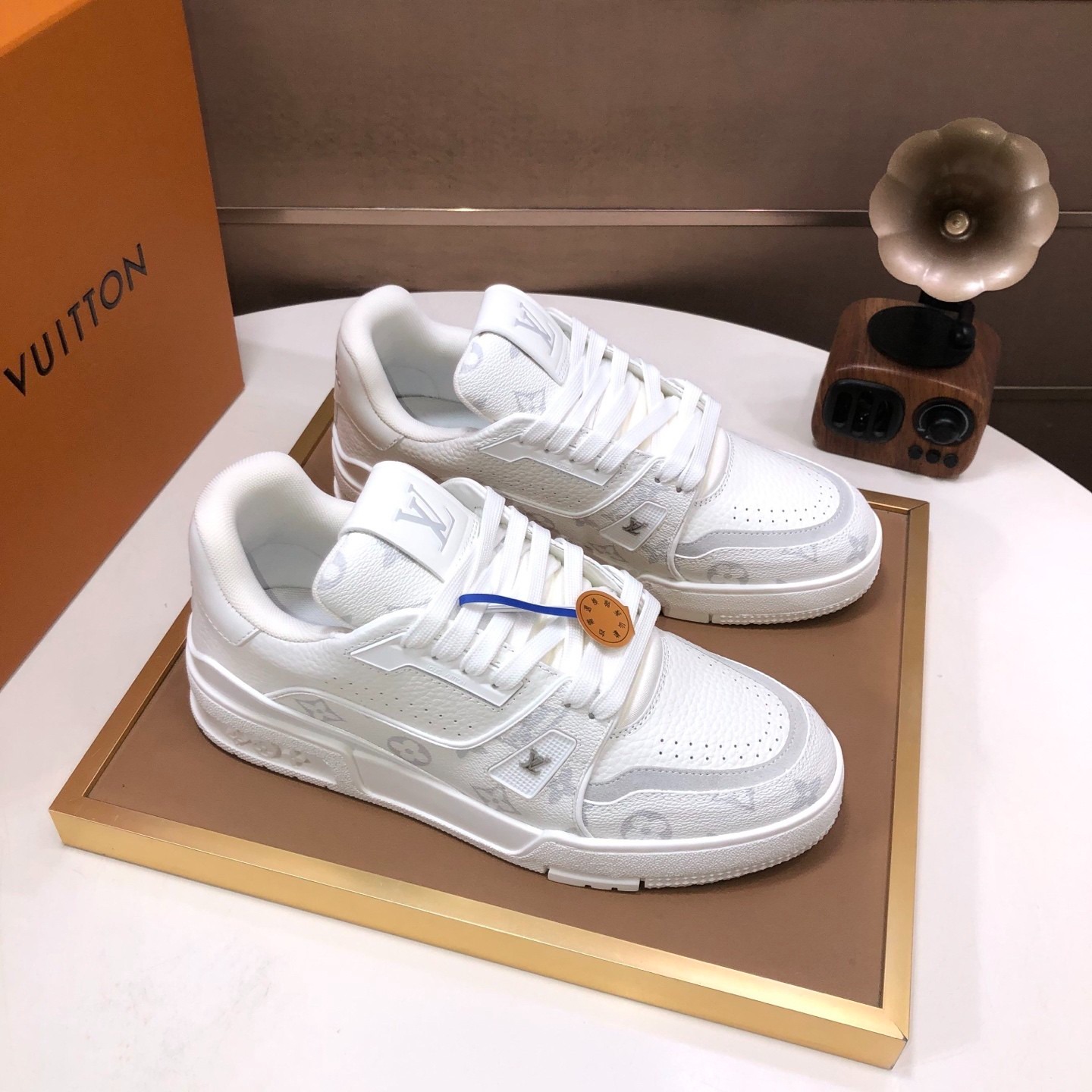 2026SS LV Trainer スニーカー ユニセックス 