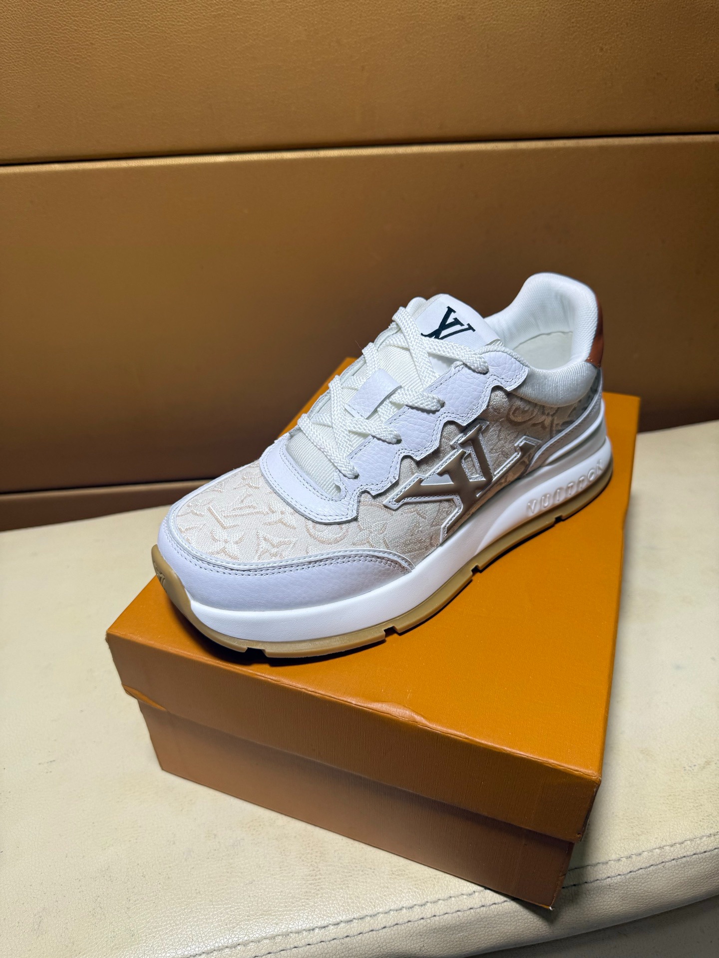 2026SS Lv assic  スニーカー メンズ