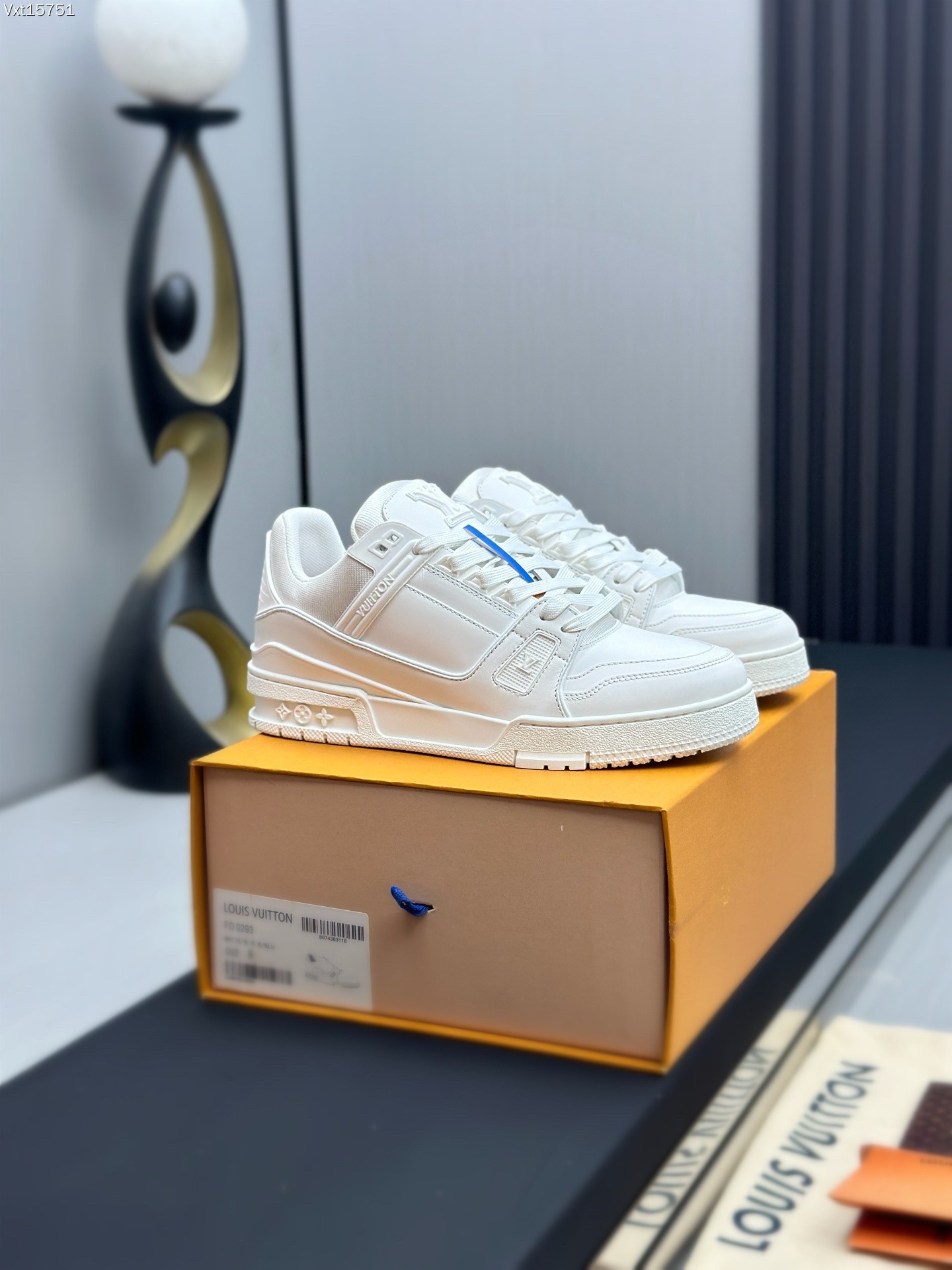 2026SS LV Trainer スニーカー ユニセックス