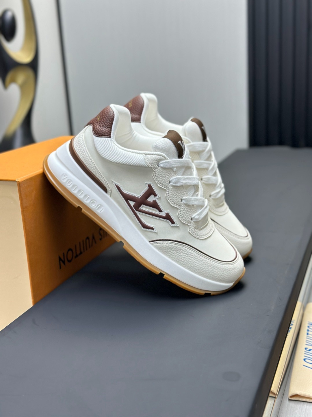 2026SS Lv assic  スニーカー メンズ