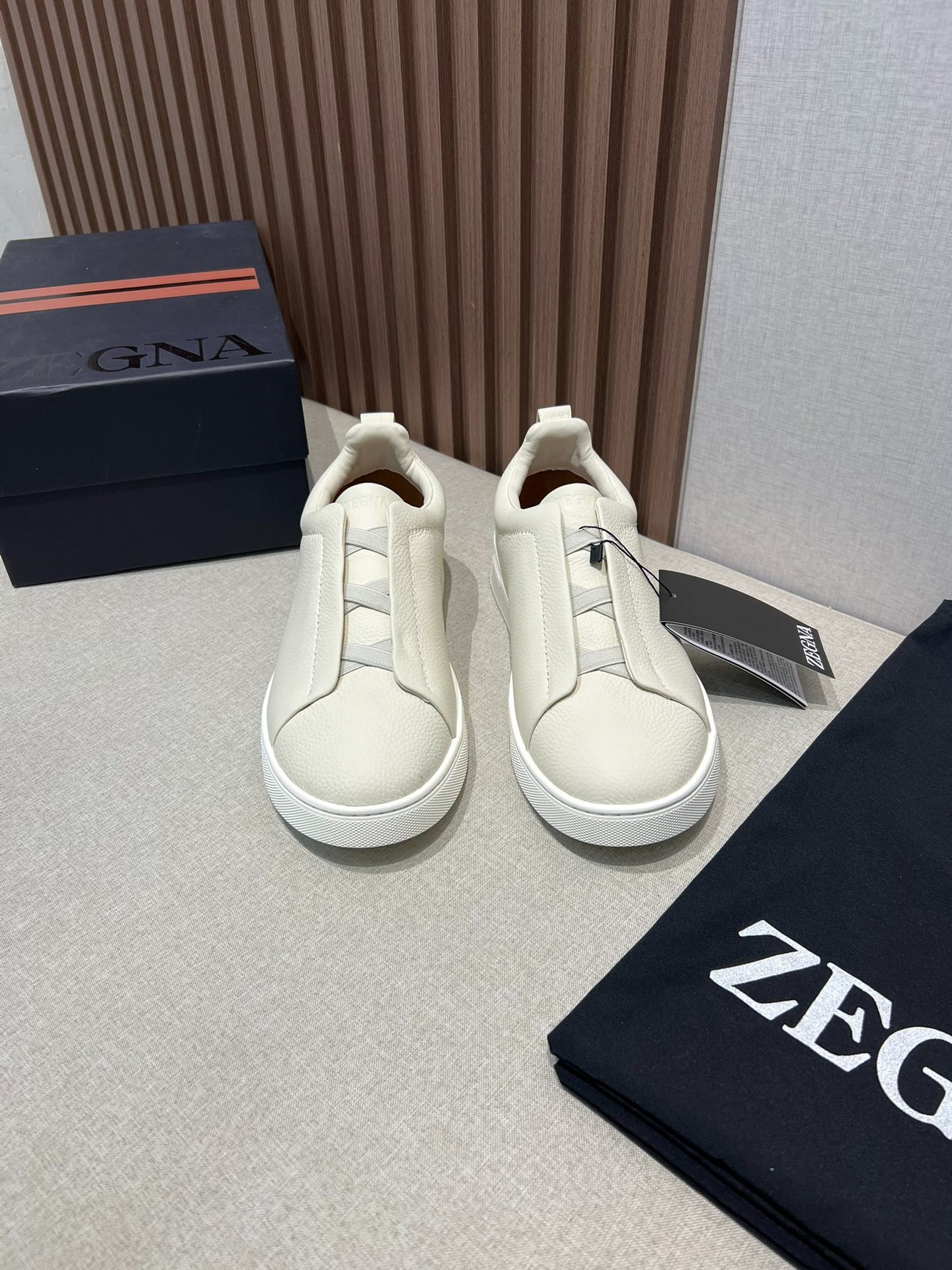 ゼニア ZEGNA  ディアスキン Triple Stitch™ Monte スニーカー ホワイト
