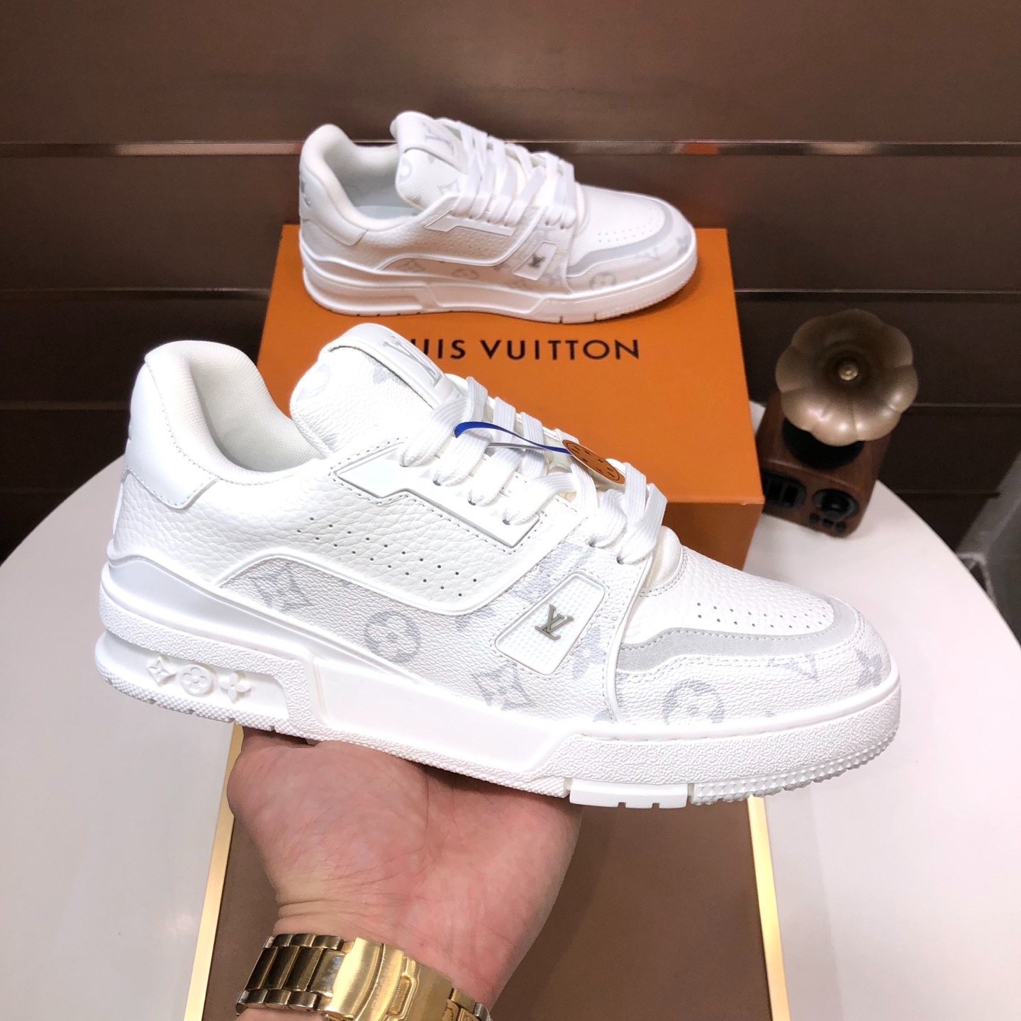 2026SS LV Trainer スニーカー ユニセックス 