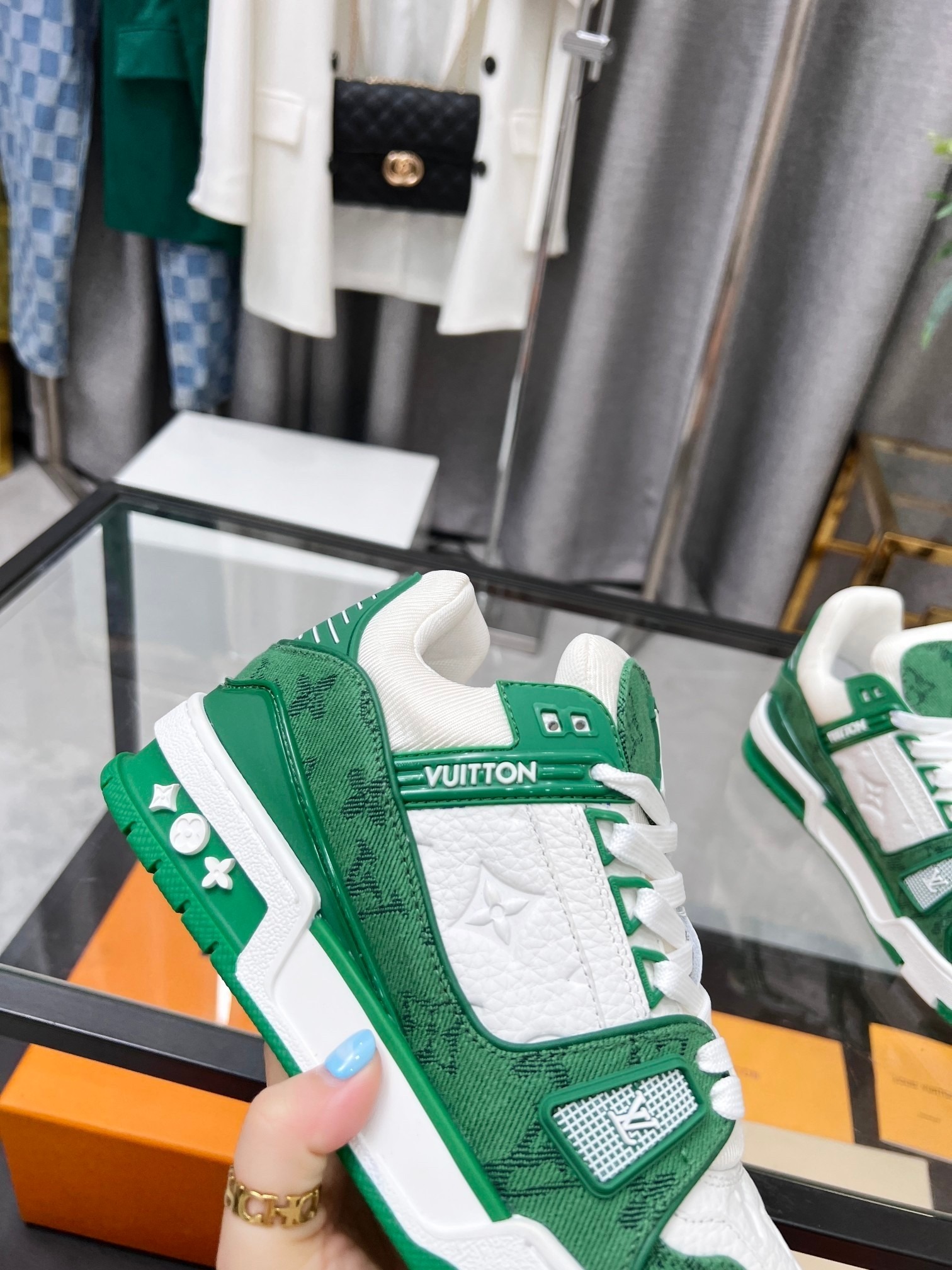 2026SS LV Trainer スニーカー  グリーン ユニセックス 