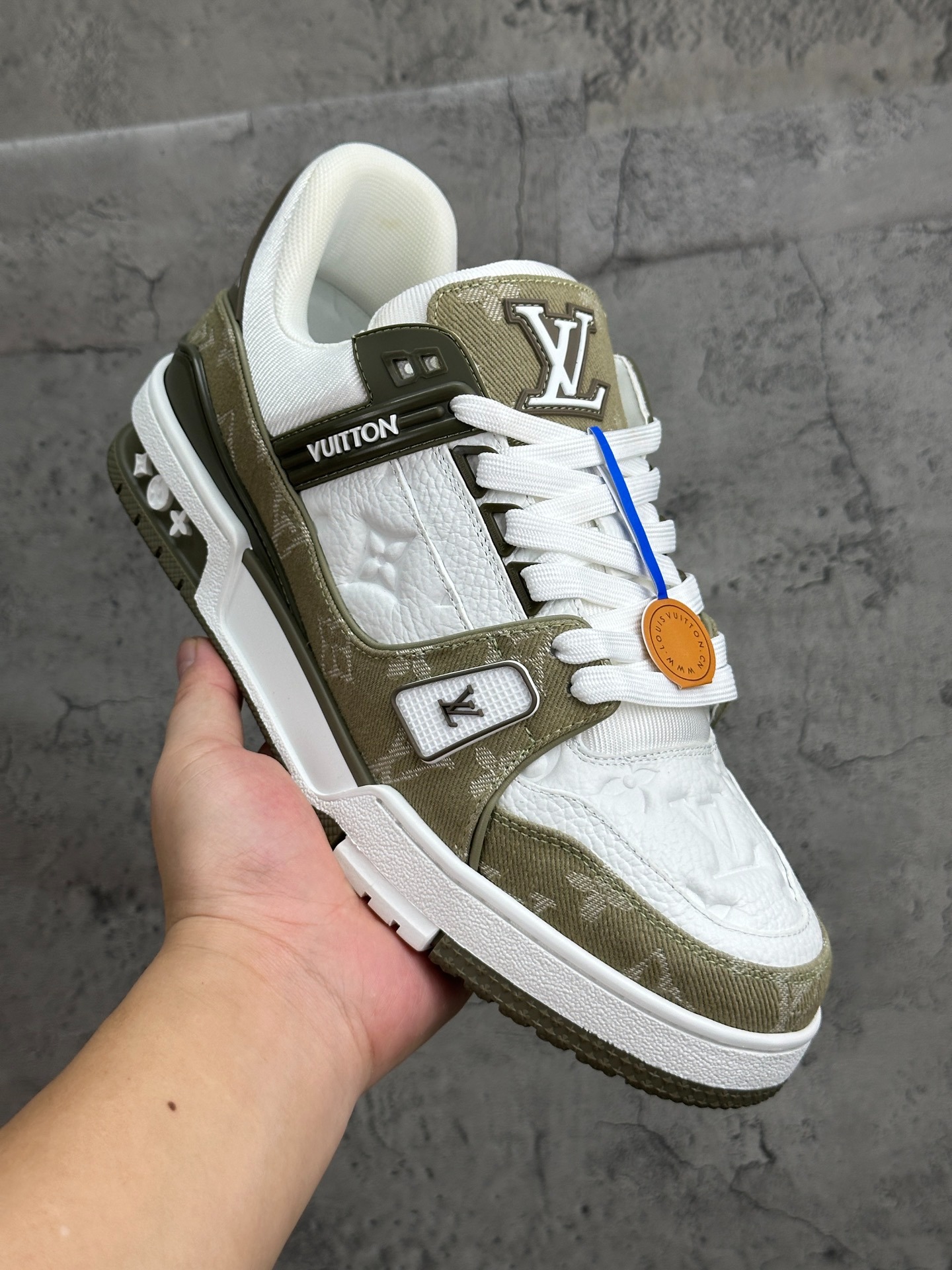 2026SS LV Trainer スニーカー  ユニセックス 