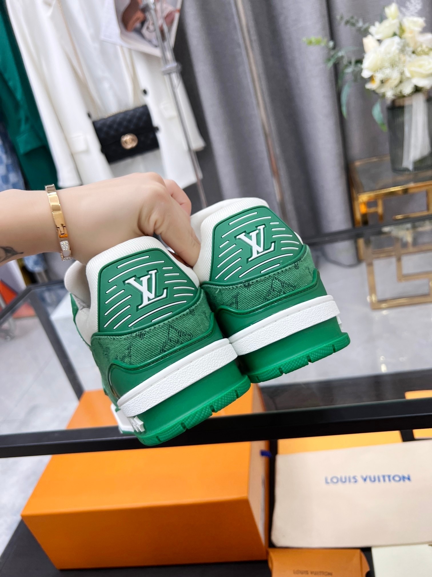 2026SS LV Trainer スニーカー  グリーン ユニセックス 
