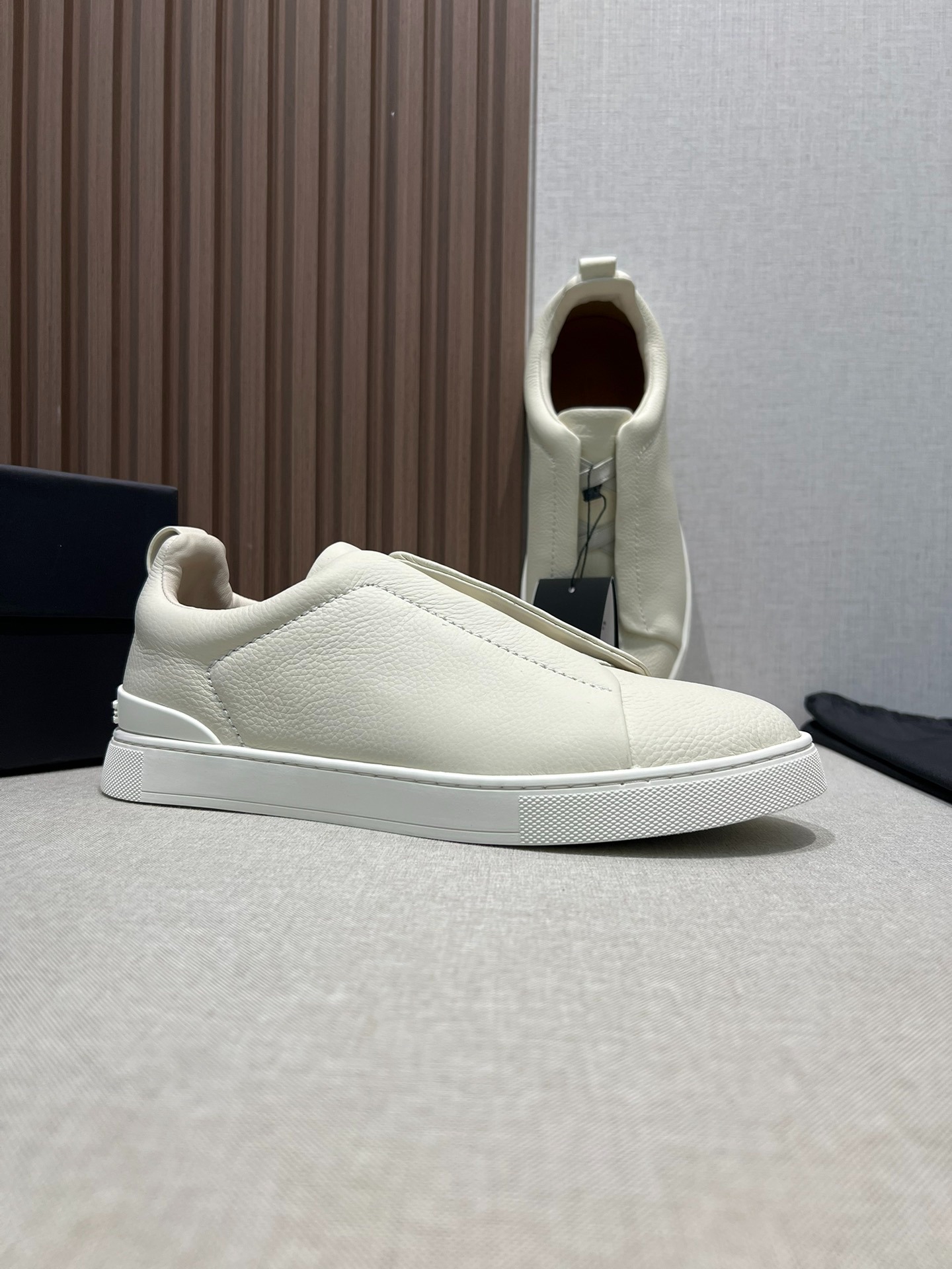 ゼニア ZEGNA  ディアスキン Triple Stitch™ Monte スニーカー ホワイト