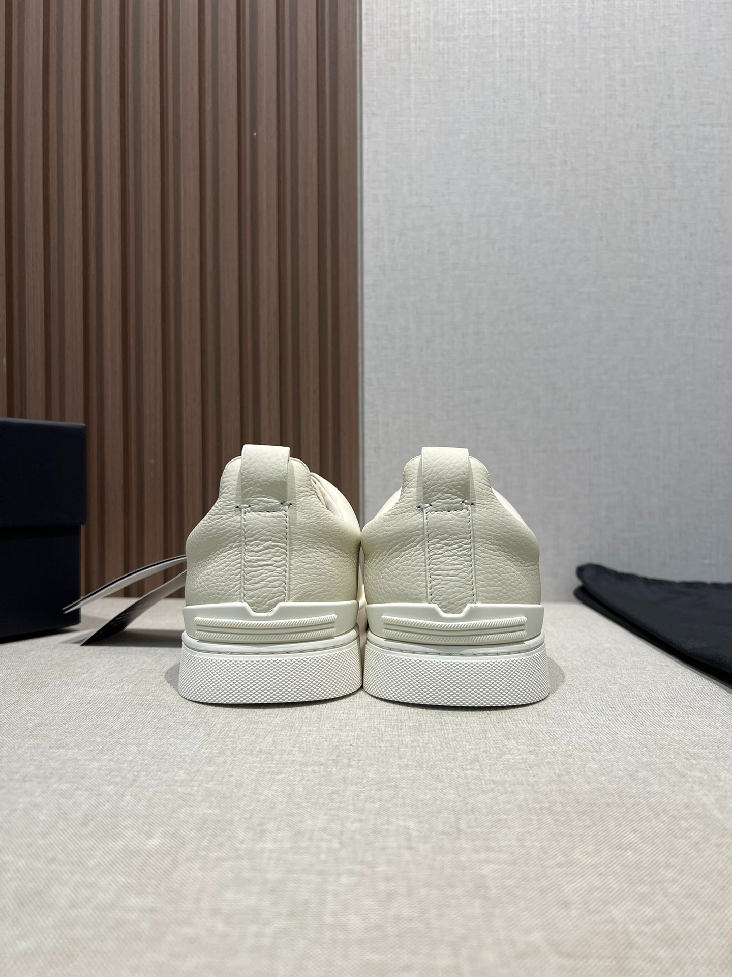 ゼニア ZEGNA  ディアスキン Triple Stitch™ Monte スニーカー ホワイト