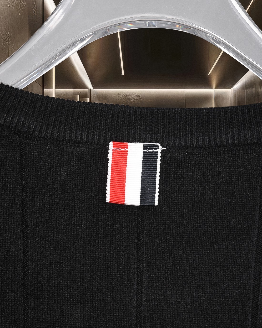 【THOM BROWNE】トム・ブラウン長袖 セーター 男女兼用！