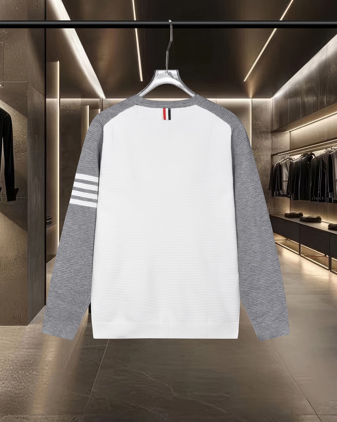 【THOM BROWNE】トム・ブラウン長袖 セーター 男女兼用！